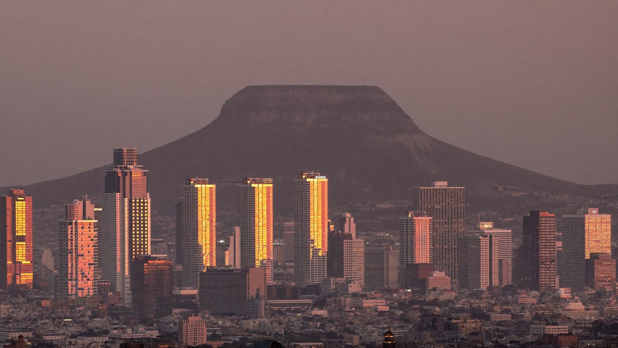 Cape Town CBD skyline at dusk